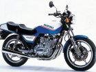 Suzuki GSX 400F Katana